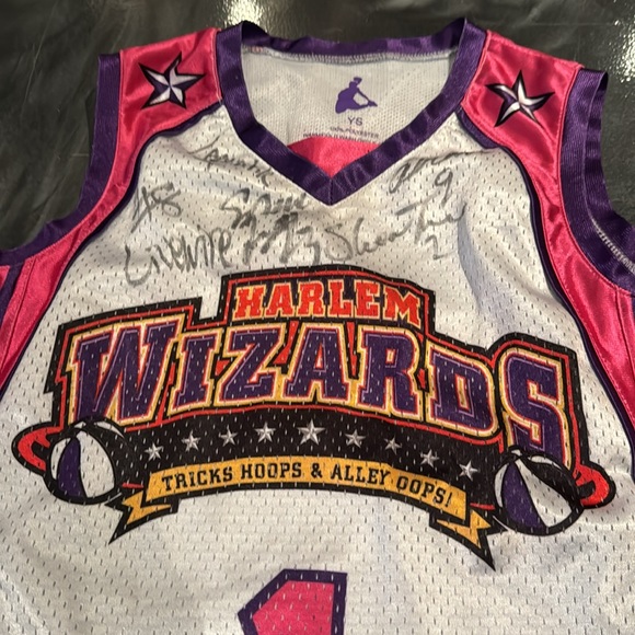 Harlem wizards signed by players jersey - Picture 2 of 3